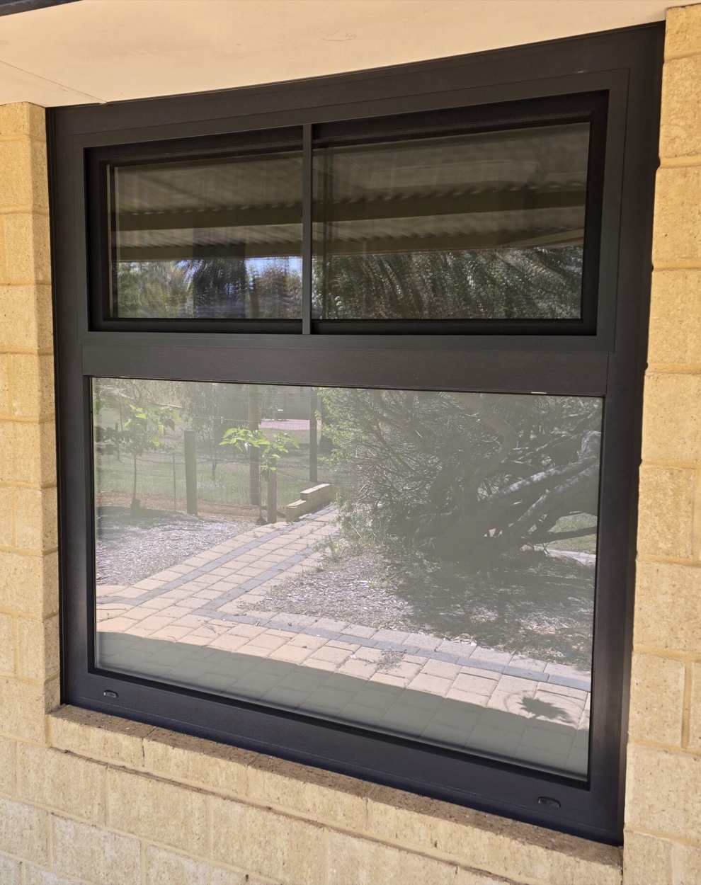Acrylcolor powder-coat aluminium frames in a Perth installation